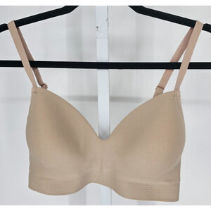 Hanes Womens Sz M Lightly Lined T Shirt Bra Style MHG199 Solid Beige